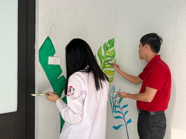 Học sinh chung tay tạo nhà vệ sinh trường học thân thiện ảnh 9