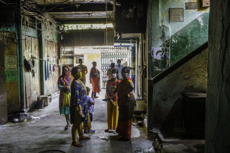 Phụ nữ Ấn Độ: Cầm bằng đại học trong tay vẫn thất nghiệp ảnh 3