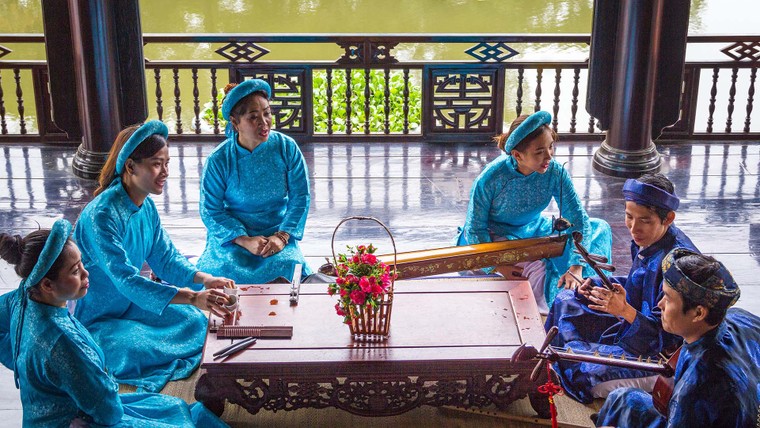 Ca Huế - Cung điệu của thời gian ảnh 1