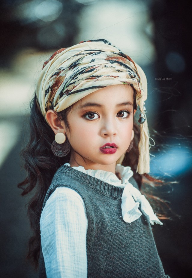 Khó rời mắt khỏi vẻ đẹp cuốn hút của bé gái Hà Nội ảnh 2