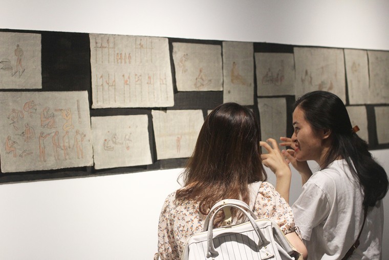 Khai mạc triển lãm ‘Đó Là Ở Đâu - Đó Là Ở Đây’ tại VCCA ảnh 9