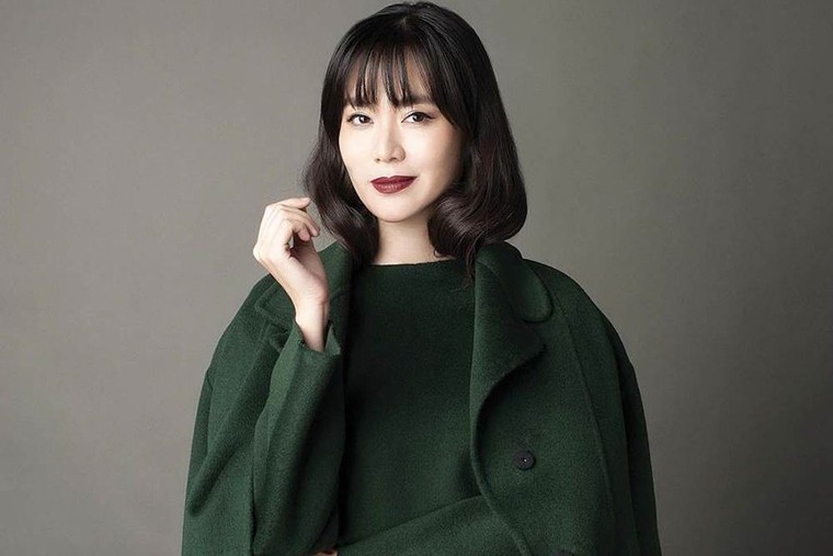  Ngày ấy – bây giờ của những Hoa hậu Việt Nam đời đầu ảnh 21