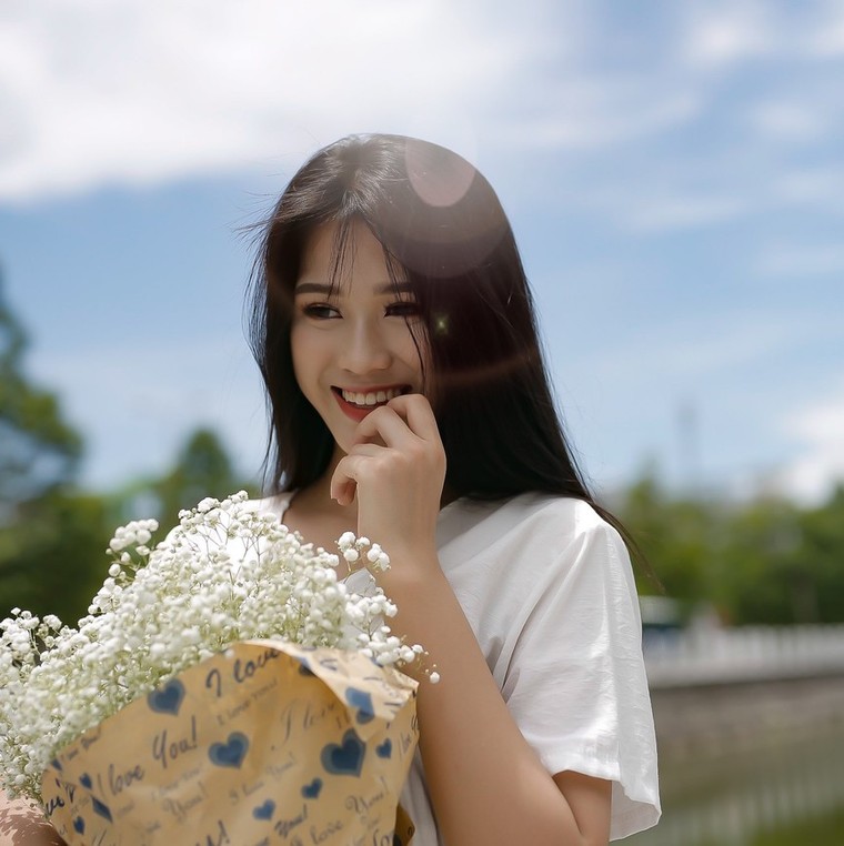 Nhan sắc đời thường của Hoa hậu Đỗ Thị Hà ảnh 8