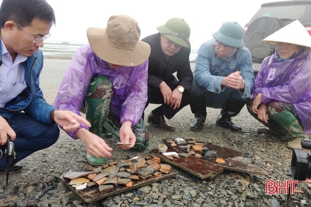 Phát hiện một số tiêu bản gốm sứ thời Trần cách đây gần 800 năm ở Hà Tĩnh ảnh 1