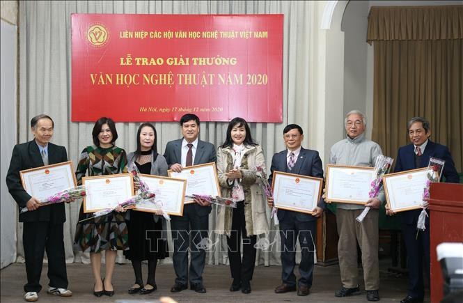 Trao Giải thưởng Văn học Nghệ thuật năm 2020 ảnh 2
