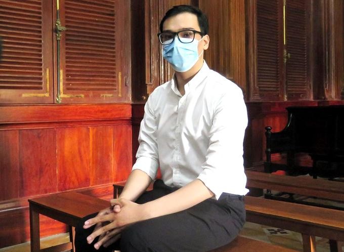 2 năm tù treo cho tiếp viên hàng không làm lây lan COVID-19 ảnh 2