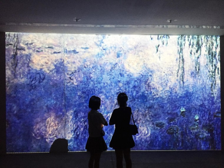 Triển lãm “Lặng yên rực rỡ”: Nơi những tuyệt tác hội hoạ bừng sáng trong bóng tối ảnh 5