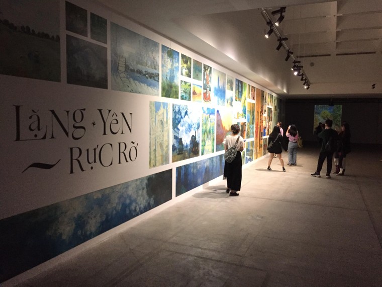 Triển lãm “Lặng yên rực rỡ”: Nơi những tuyệt tác hội hoạ bừng sáng trong bóng tối ảnh 2