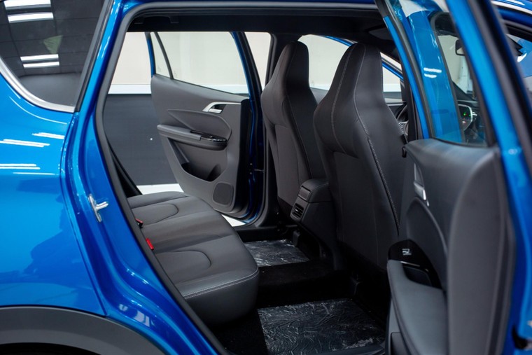 Với ngân sách từ 500 triệu, đâu là lựa chọn tốt nhất cho người mua xe lần đầu? ảnh 2