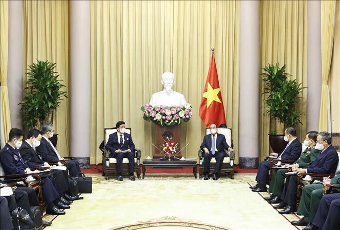 Chủ tịch nước Nguyễn Xuân Phúc tiếp Bộ trưởng Quốc phòng Nhật Bản ảnh 1