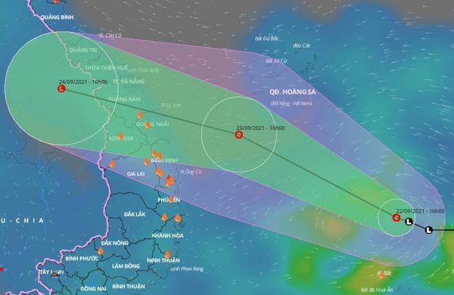 Áp thấp nhiệt đới gây mưa lớn từ Hà Tĩnh đến Bình Định ảnh 1