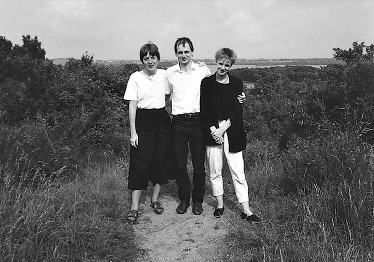 Những khoảnh khắc đáng nhớ trong cuộc đời bà Angela Merkel ảnh 3