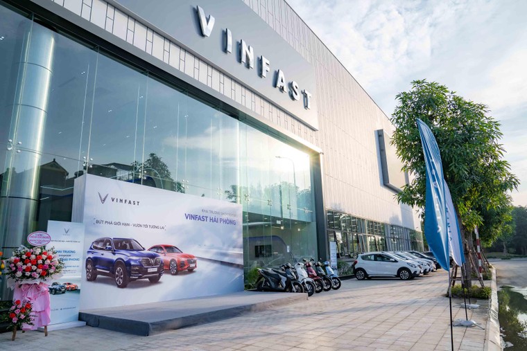 VinFast chính thức khai trương Showroom VinFast 3S Hải Phòng ảnh 1
