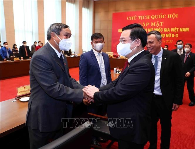 Chủ tịch Quốc hội Vương Đình Huệ chúc mừng Đội tuyển Bóng đá nữ Quốc gia Việt Nam ảnh 3