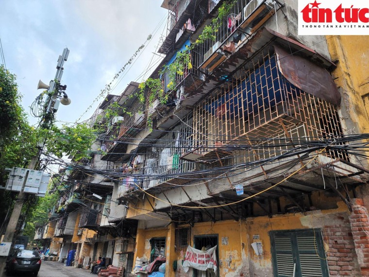 'Chuồng cọp' chung cư cũ - lợi bất cập hại ảnh 10