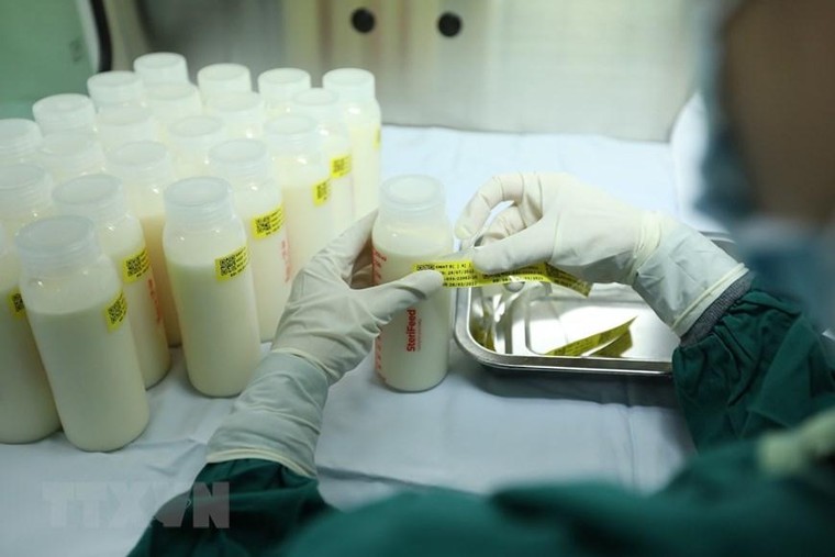 Cận cảnh ngân hàng sữa mẹ đầu tiên tại thủ đô Hà Nội ảnh 4