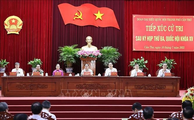 Thủ tướng Phạm Minh Chính tiếp xúc cử tri thành phố Cần Thơ ảnh 1