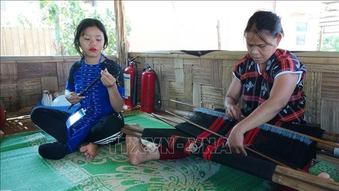 Quốc khánh nhớ ơn Người: Niềm tự hào mang họ Bác của đồng bào Vân Kiều ảnh 1