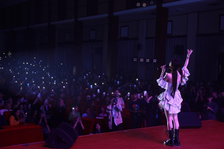 Con tàu 'Nhật ký 20 - 2022' chính thức hoàn thành sứ mệnh sau chuyến hành trình đầy cảm xúc ảnh 7