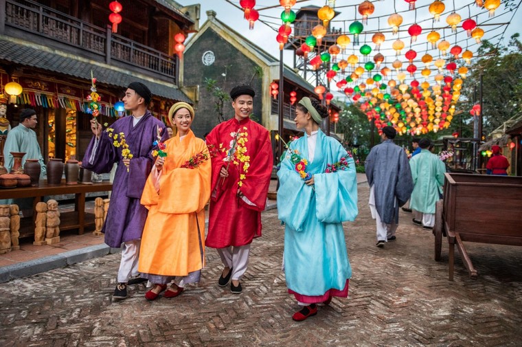 Xuyên không đón ‘Tết chất’ khắp 3 miền VinWonders ảnh 3