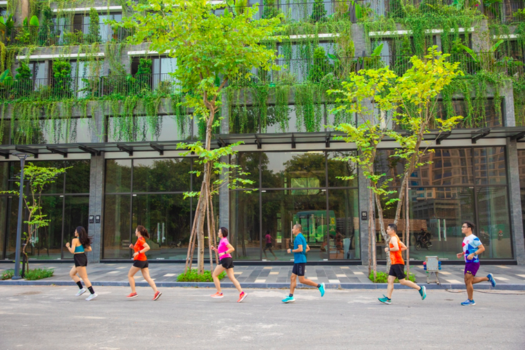 Trải nghiệm độc đáo tại cung đường Ecopark Marathon 2023 ảnh 3