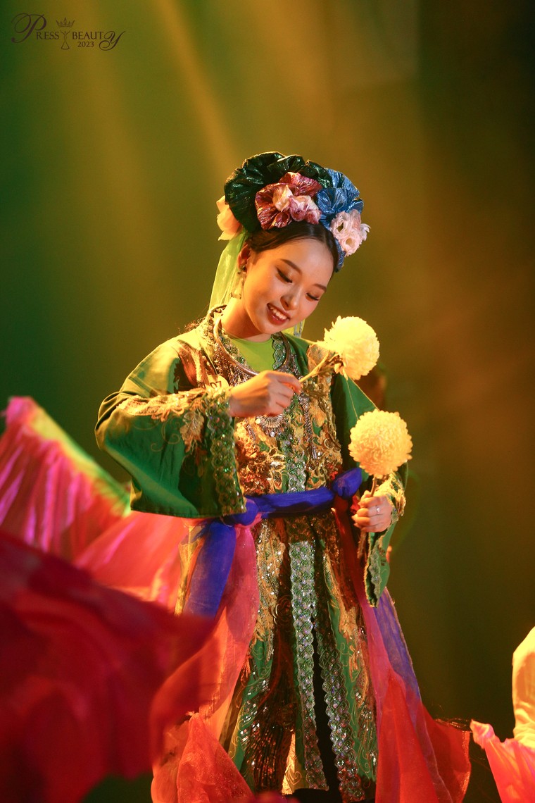 Mãn nhãn với màn thể hiện tài năng của Top 20 Press Beauty 2023 ảnh 3