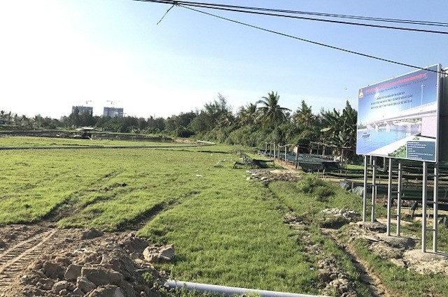 Nhiều khách hàng ‘sập bẫy’ đất nền Nam Đà Nẵng* ảnh 1