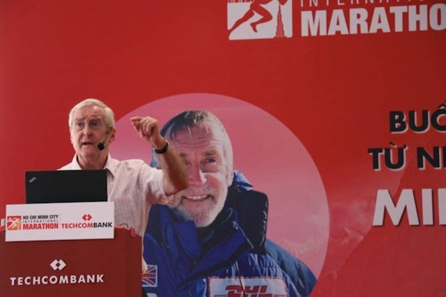 Miles Hilton-Barber : ‘Đừng bao giờ từ bỏ giấc mơ của mình’ ảnh 1