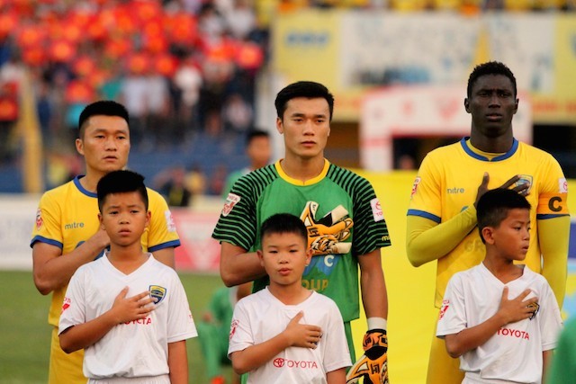  Thủ thành FLC Thanh Hoá Tiến Dũng đã được phát hiện và tỏa sáng như thế nào? ảnh 1