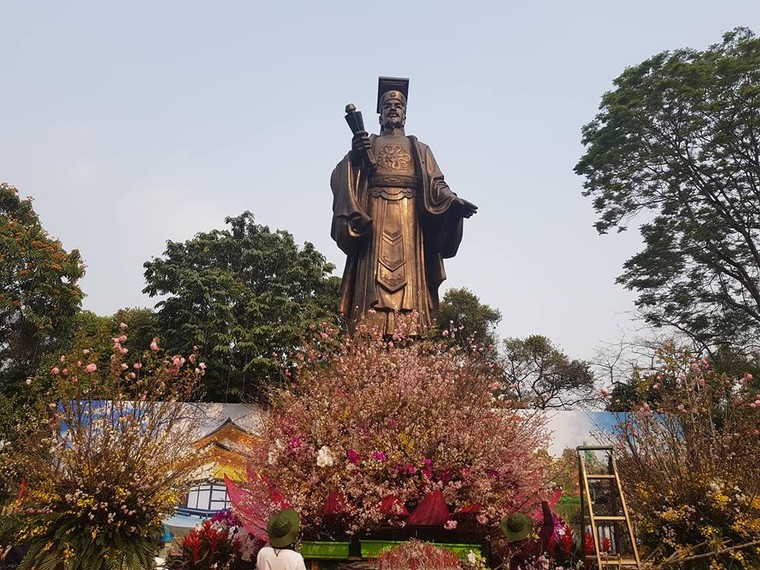 Hà Nội: 500 nghệ nhân đang chuẩn bị cho lễ hội anh đào công phu, độc đáo, lớn nhất thế giới ảnh 3