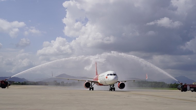 Vietjet khai trương loạt 3 đường bay mới tới thành phố đáng sống nhất Việt Nam ảnh 1