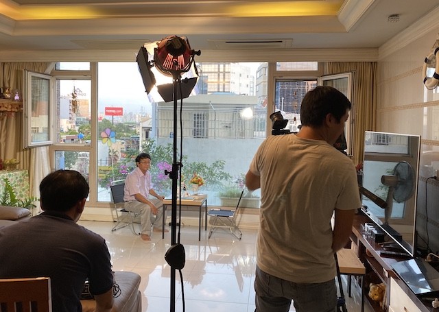 MC Diễm Quỳnh và chương trình Ký ức Hoà Bình ảnh 1