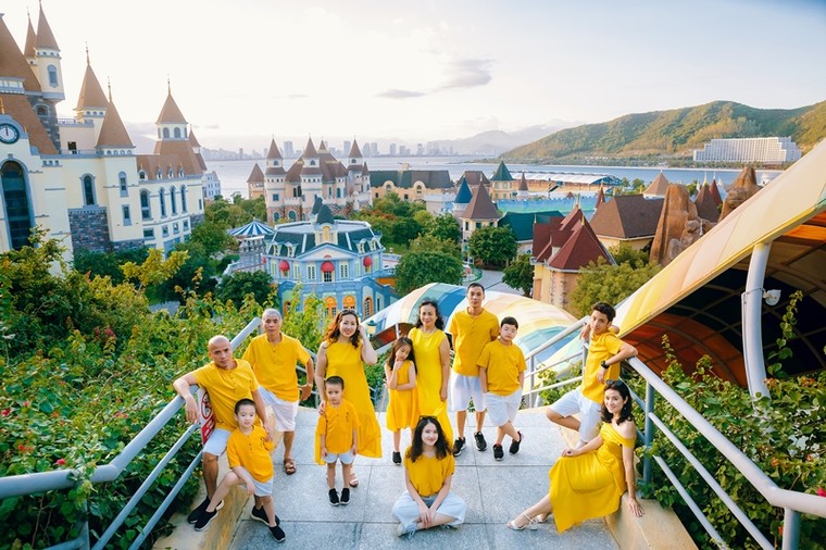 Bộ ảnh ‘siêu chất’ của một gia đình Hà Nội khiến ai cũng muốn ‘xách ba lô lên đi du lịch thời Covid’ ảnh 8