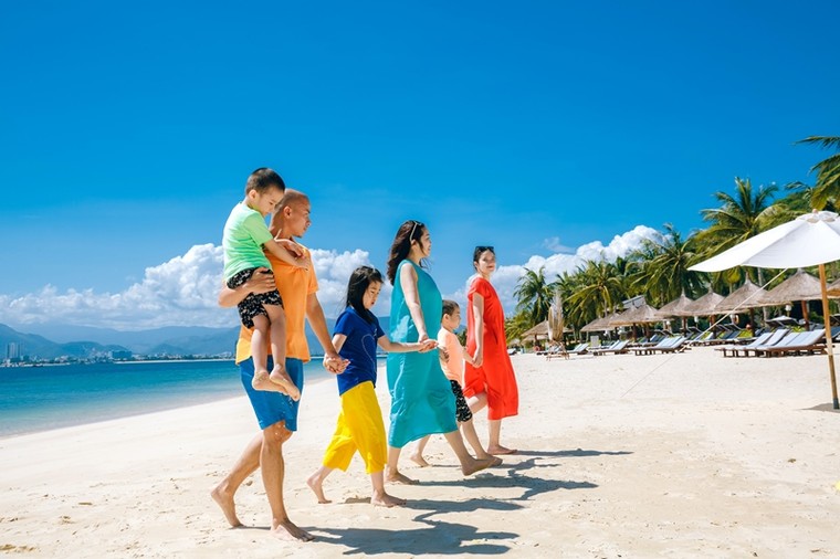 Bộ ảnh ‘siêu chất’ của một gia đình Hà Nội khiến ai cũng muốn ‘xách ba lô lên đi du lịch thời Covid’ ảnh 3