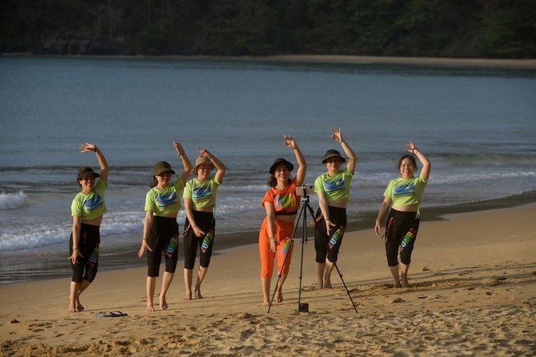 Du lịch Côn Đảo: Máy bay kín chỗ, khách sạn kín phòng ảnh 5