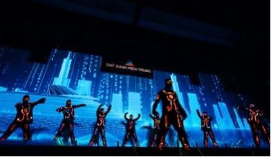 Ấn tượng sắc màu Thập kỷ 3D Mapping lần đầu tiên được trình diễn trong nhà tại Đà ảnh 1