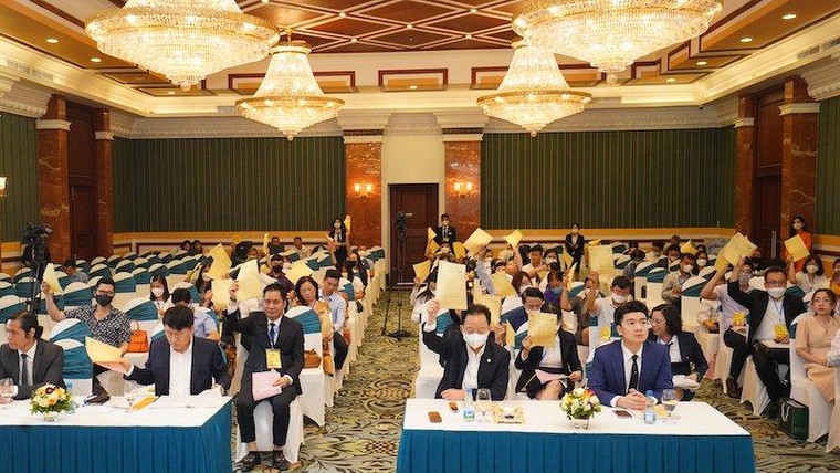 Tuân thủ quy định Luật các TCTD, ông Đỗ Quang Hiển từ nhiệm Chủ tịch HĐQT SHS ảnh 1