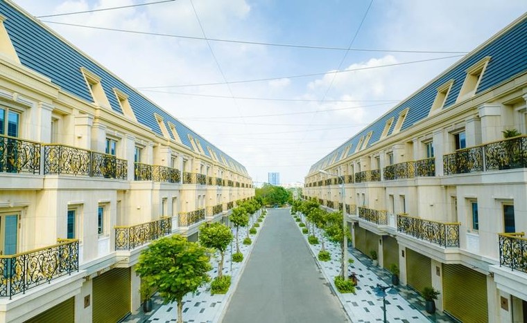 Regal Victoria xác lập kỷ lục bàn giao sổ hồng sau 8 tháng xây dựng ảnh 1