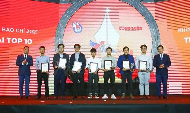 Thông điệp ‘đón bình minh’ giàu ý nghĩa tại Gala Báo chí lần thứ 4 ảnh 1