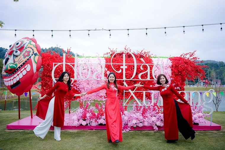 ‘Kỳ hoa xứ Lạng - Sắc màu biên cương’ - Lễ hội mùa Xuân độc đáo miền Đông Bắc ảnh 3