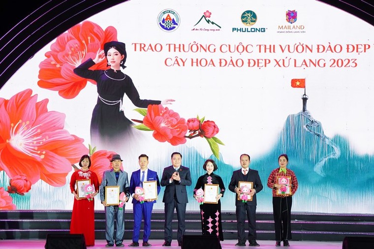 ‘Kỳ hoa xứ Lạng - Sắc màu biên cương’ - Lễ hội mùa Xuân độc đáo miền Đông Bắc ảnh 5