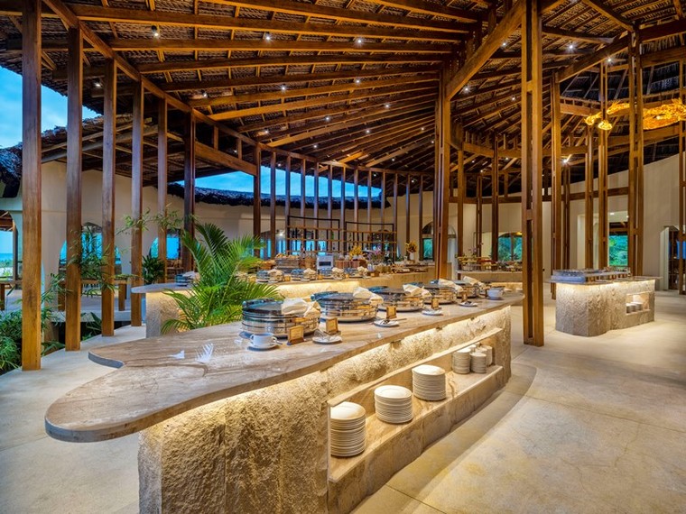 Ngắm diện mạo mới mẻ, quyến rũ của ‘nàng thơ biển cả’ Ana Mandara trên eo biển Cam Ranh ảnh 2