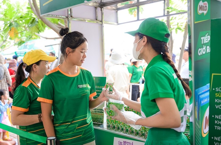 Nestlé MILO đồng hành cùng Giải Bơi “Đường đua xanh” 2023 ảnh 2