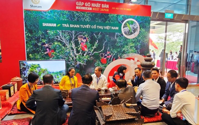 Nghệ nhân“bật mí” những điều thú vị về Tiệc trà ngoại giao ảnh 6