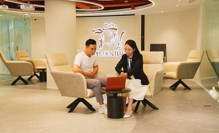 Prudential Việt Nam vào Top 50 Doanh nghiệp xuất sắc Việt Nam 2023 ảnh 1