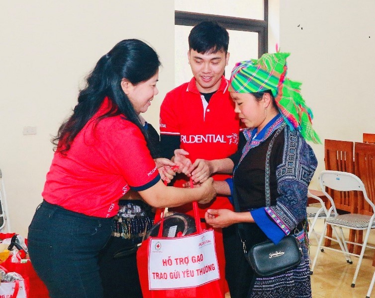 Hành trình mang tết ấm áp đến với những hoàn cảnh khó khăn ảnh 2