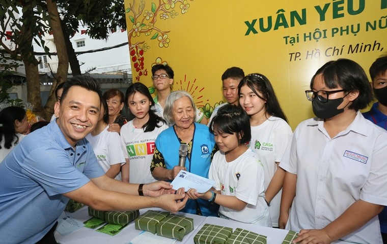 Herbalife Việt Nam tổ chức “Xuân Yêu Thương” cho hơn 1.400 trẻ em ảnh 1