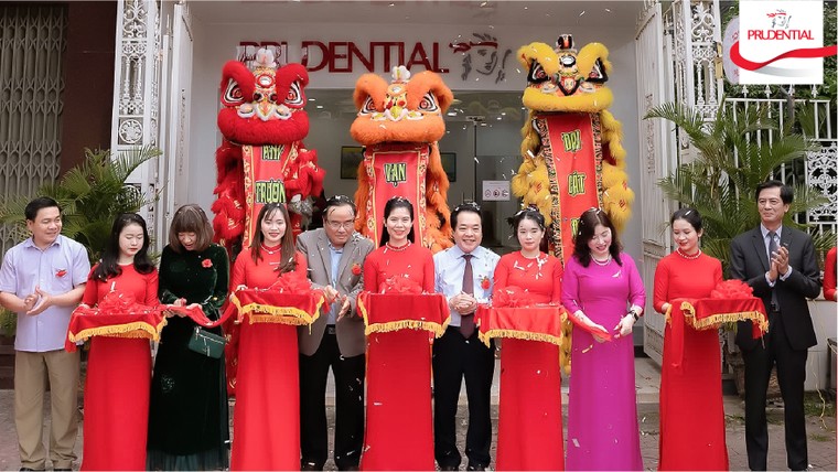 Prudential khai trương loạt văn phòng Tổng đại lý, nâng tầm diện mạo và chất lượng phục vụ khách hàng ảnh 2