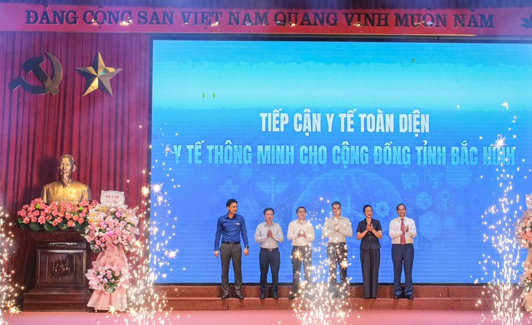 AstraZeneca Việt Nam đồng hành cùng nhiều đối tác đem y tế thông minh đến với cộng đồng ảnh 1