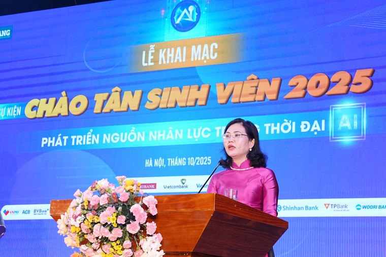 Đề xuất các giải pháp phát triển nguồn nhân lực ngành Ngân hàng trong thời đại AI ảnh 1